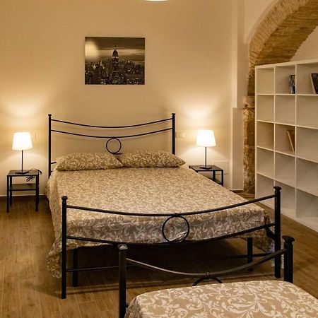 Casa Concerie Quattro Apartment Sulmona Bagian luar foto