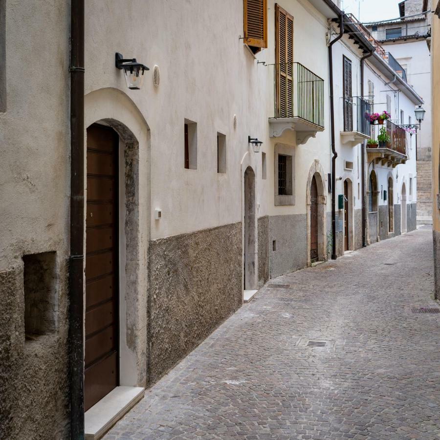 Casa Concerie Quattro Apartment Sulmona Bagian luar foto